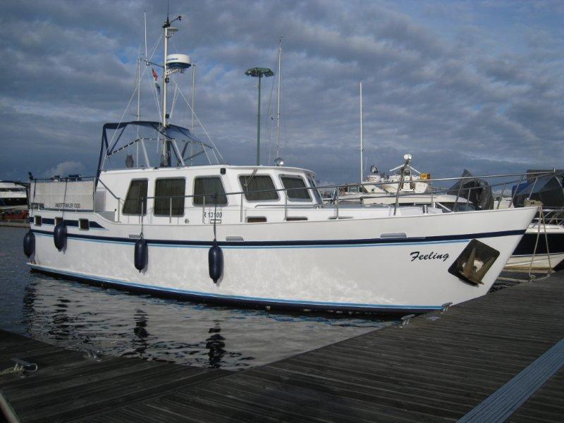 For sale Ankertrawler 1300 steel boat