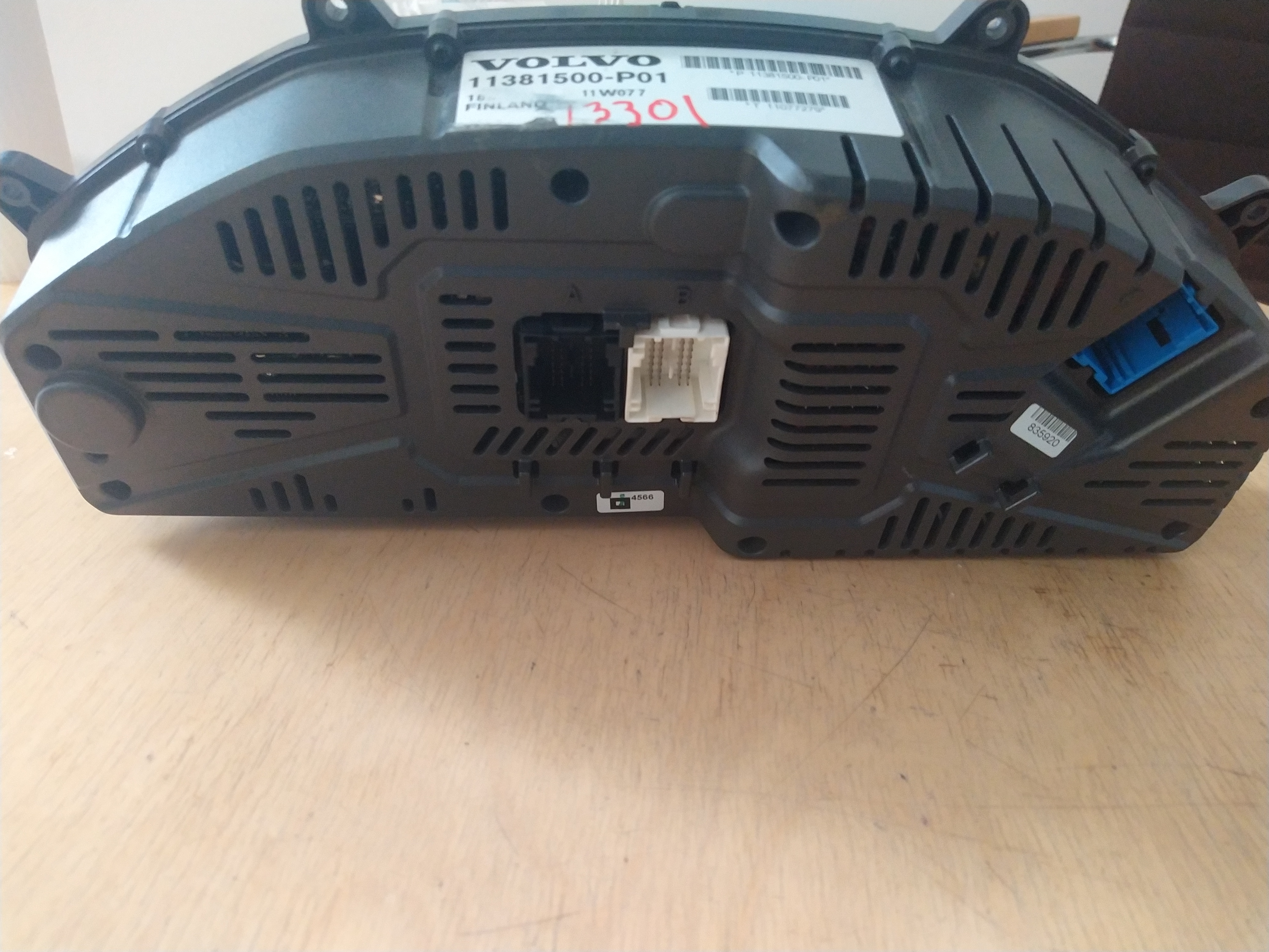 For sale VOLVO F- AND G-MODEL DISPLAY PANEL